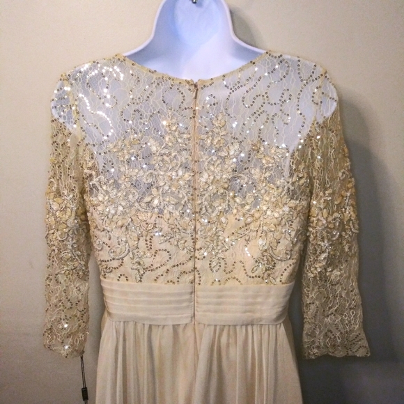 La Femme Beige Sequin & Lace Bodice Mother Of The Bride Dress Style 19318 Size 8 - Picture 8 of 12